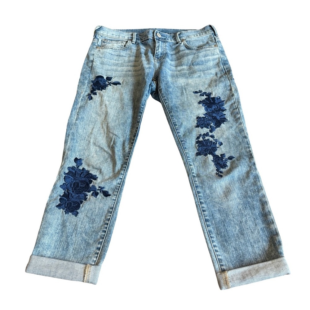 True Religion Cameron Light Wash Denim Jeans Floral Embroidery Cropped Size 28